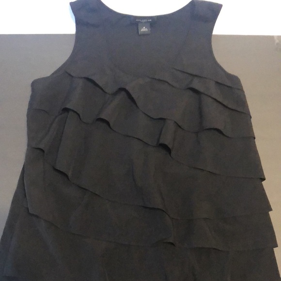 Ann Taylor black sleeveless ruffle tank top - Picture 5 of 5